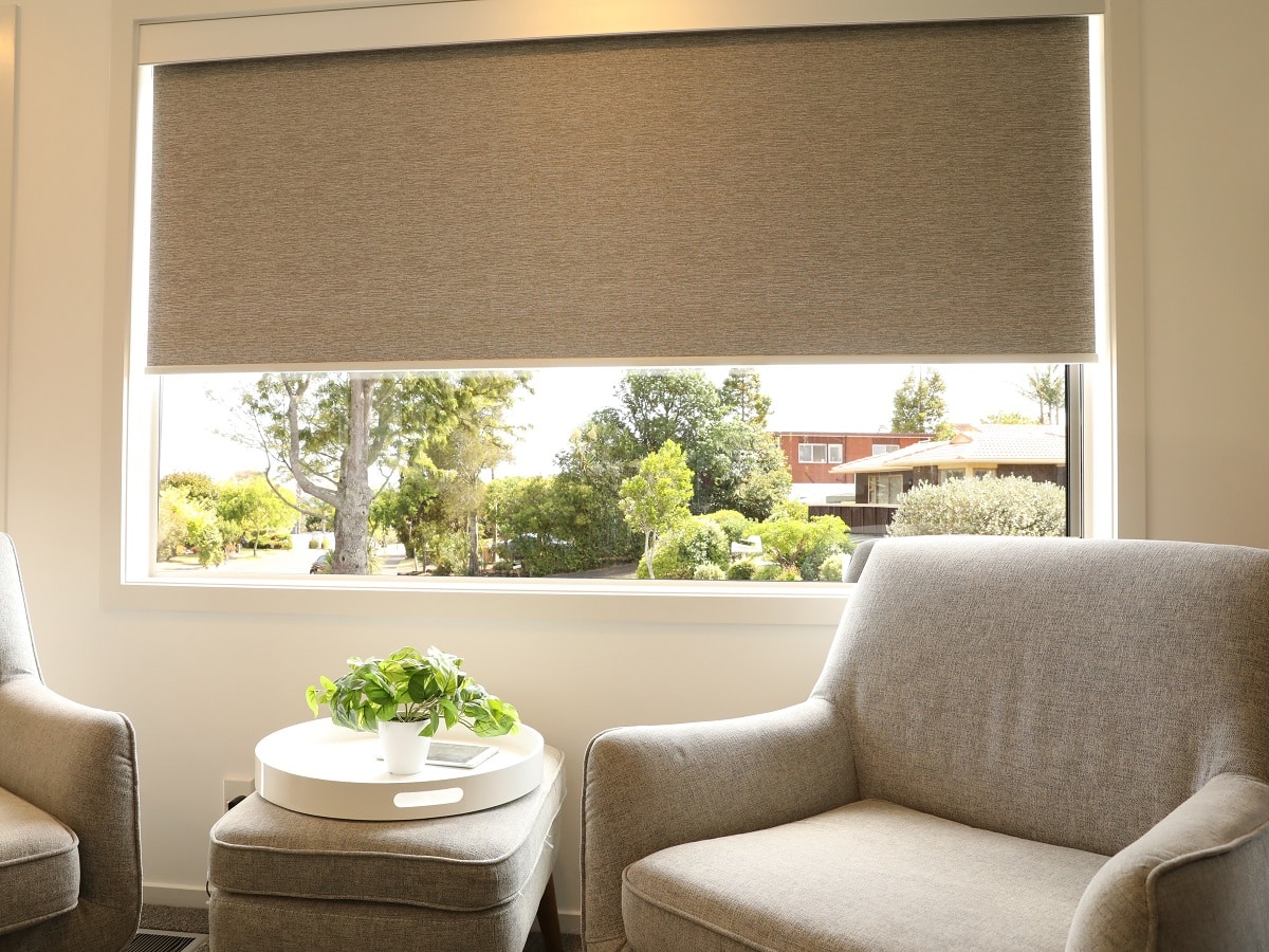How To Clean Mould Off Roller Blinds - Huetiful Homes